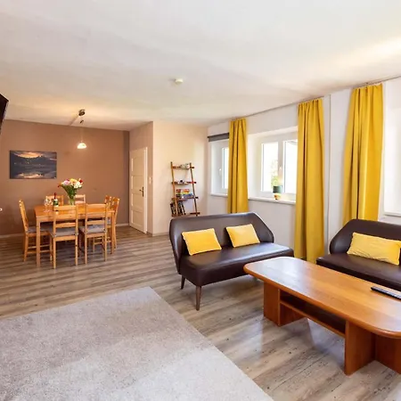 شقة Apartment-Haus Gundelfinger Gräfenberg
