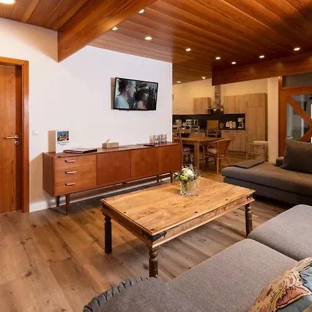 Apartment-Haus Gundelfinger شقة Gräfenberg